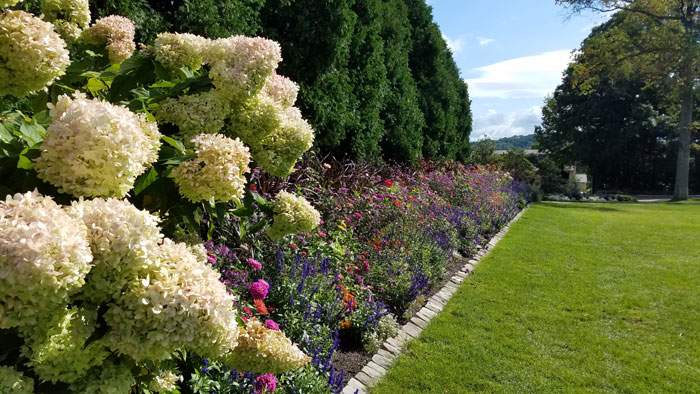 Fox Chapel Golf Club’s Garden